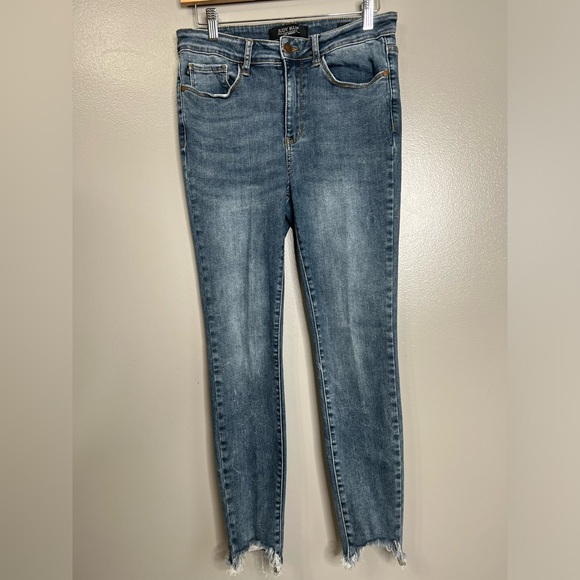 Judy Blue Denim - Judy Blue jeans skinny fit size 29 distressed